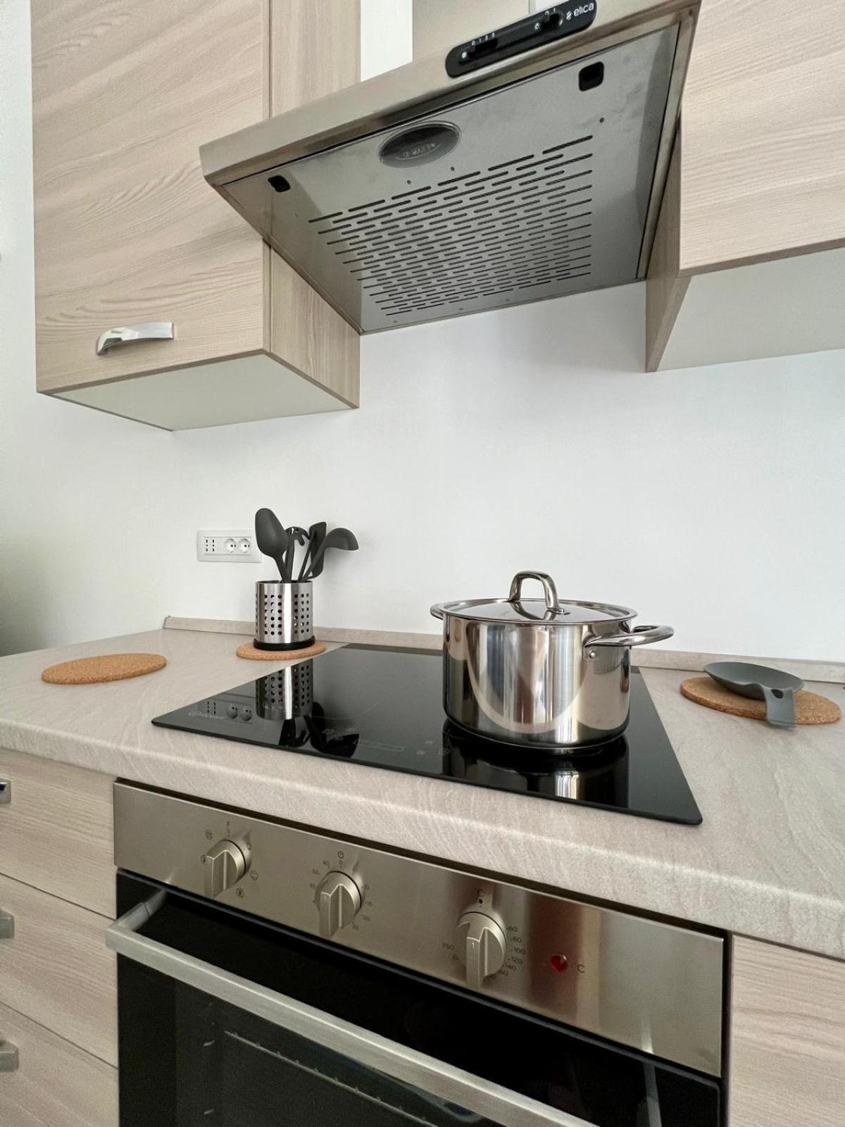 Health&Beach Apartment Рапалло Экстерьер фото